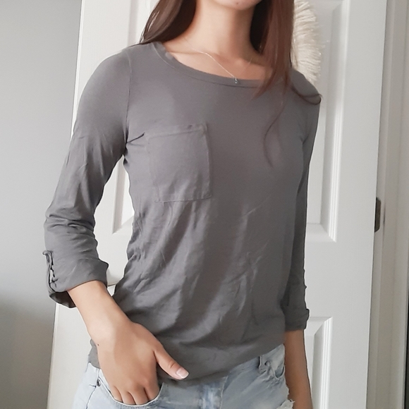 Soft Grey Long-sleeved Tee with Pocket - Picture 1 of 6